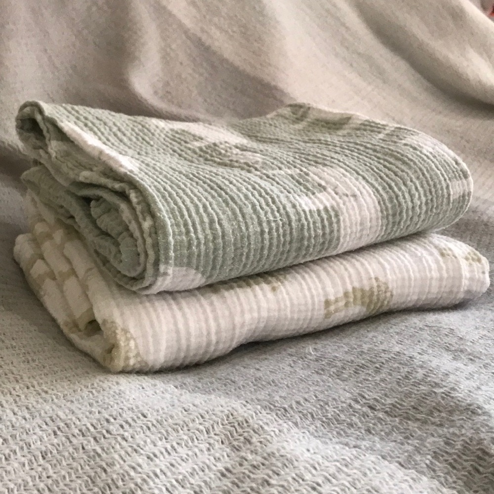 Bundle of 2 Muslin Swaddle/Blanket